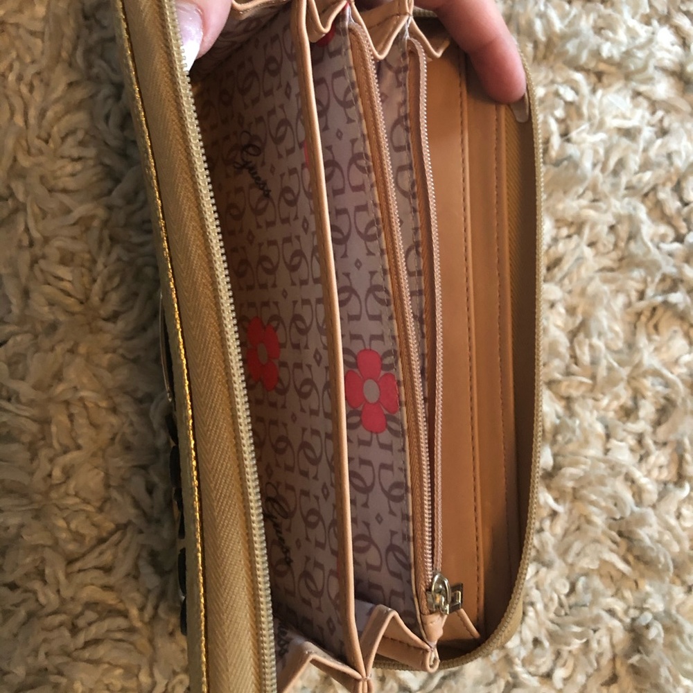 Wallet - Picture 5 of 5